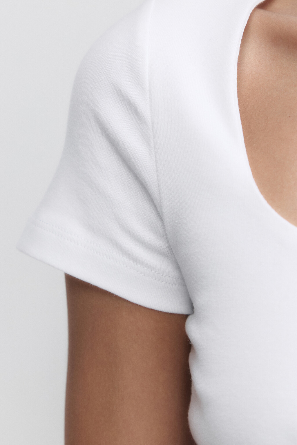 Футболка-топ облегающая с вырезом-каре - цвет белый - 7