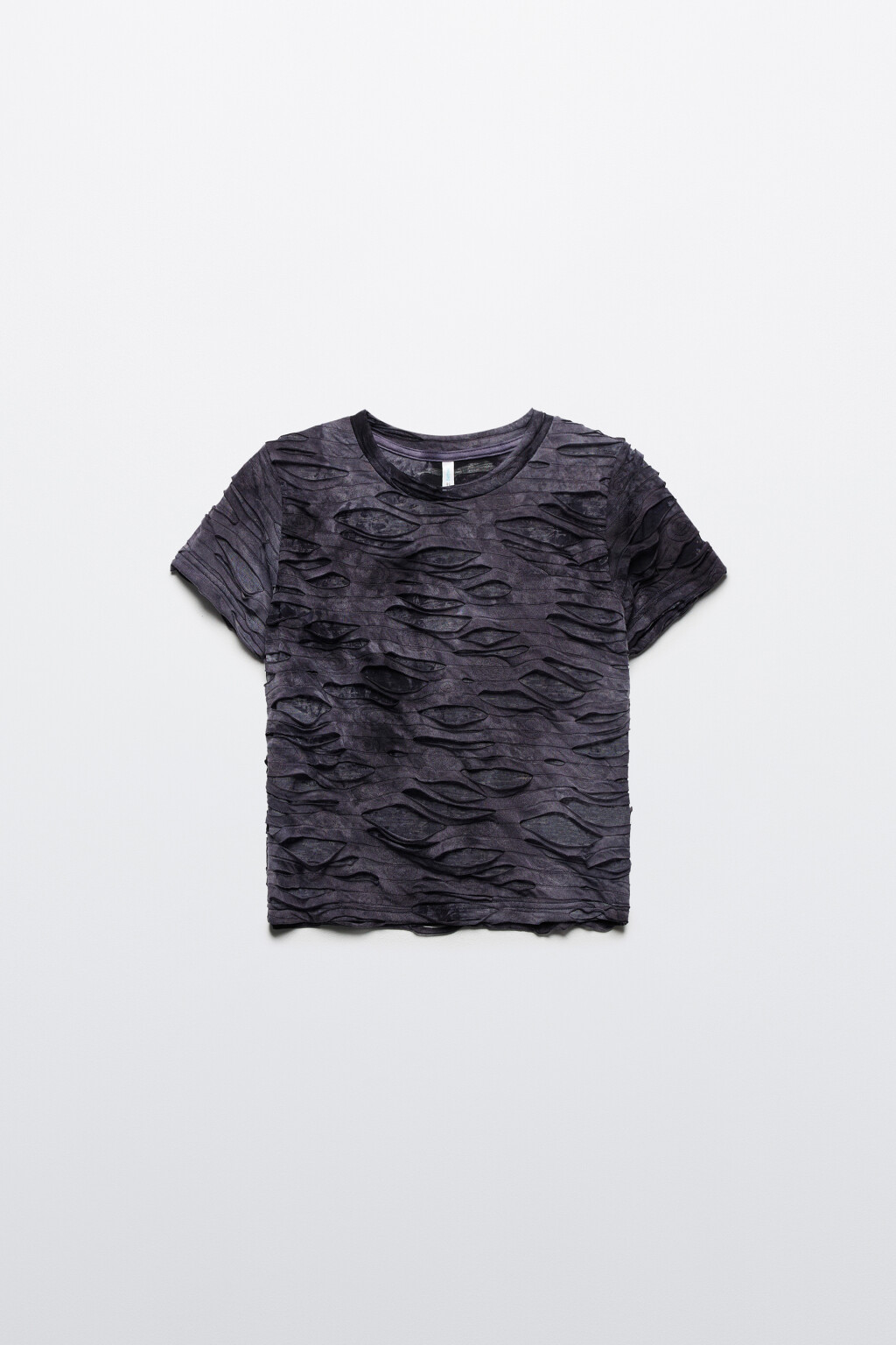 Футболка укороченная рваная с принтом - цвет серый - 8