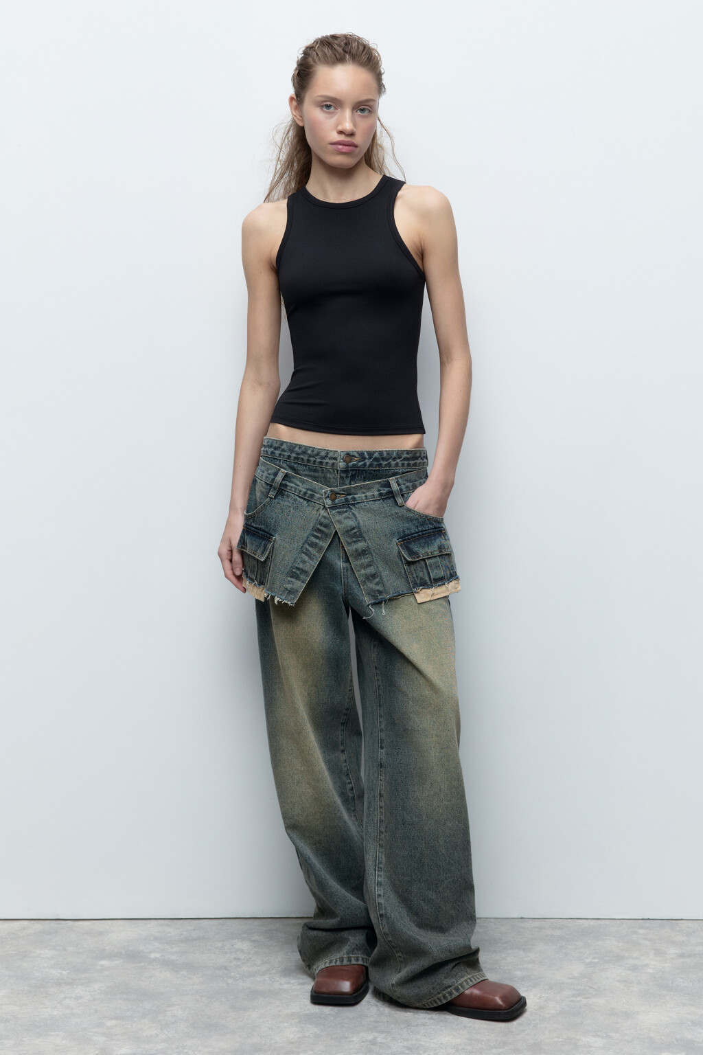 Майка облегающая из гладкого трикотажа - цвет черный - 6