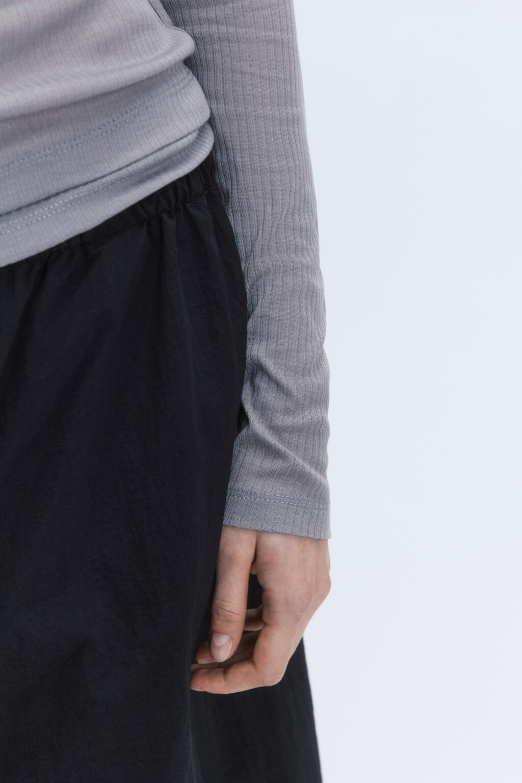 Лонгслив приталенный из тонкого трикотажа - цвет серый - 7