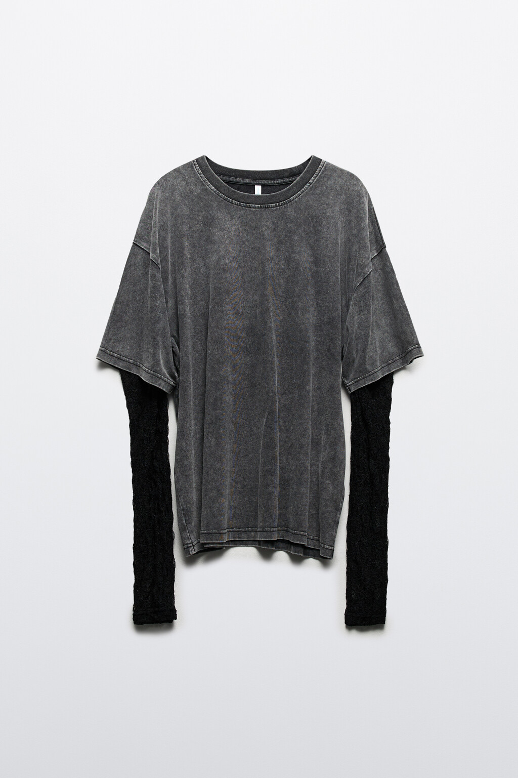 Лонгслив oversize с кружевными рукавами - цвет черный - 8