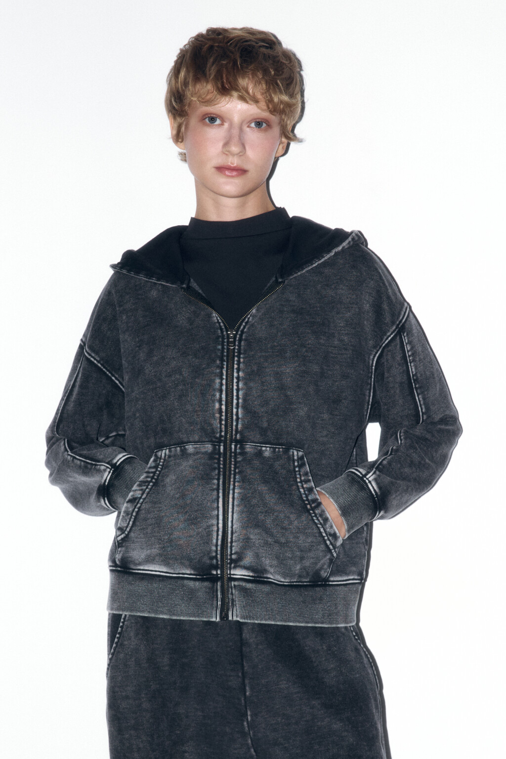 Худи-зипка oversize с капюшоном и вареным эффектом - цвет серый - 2