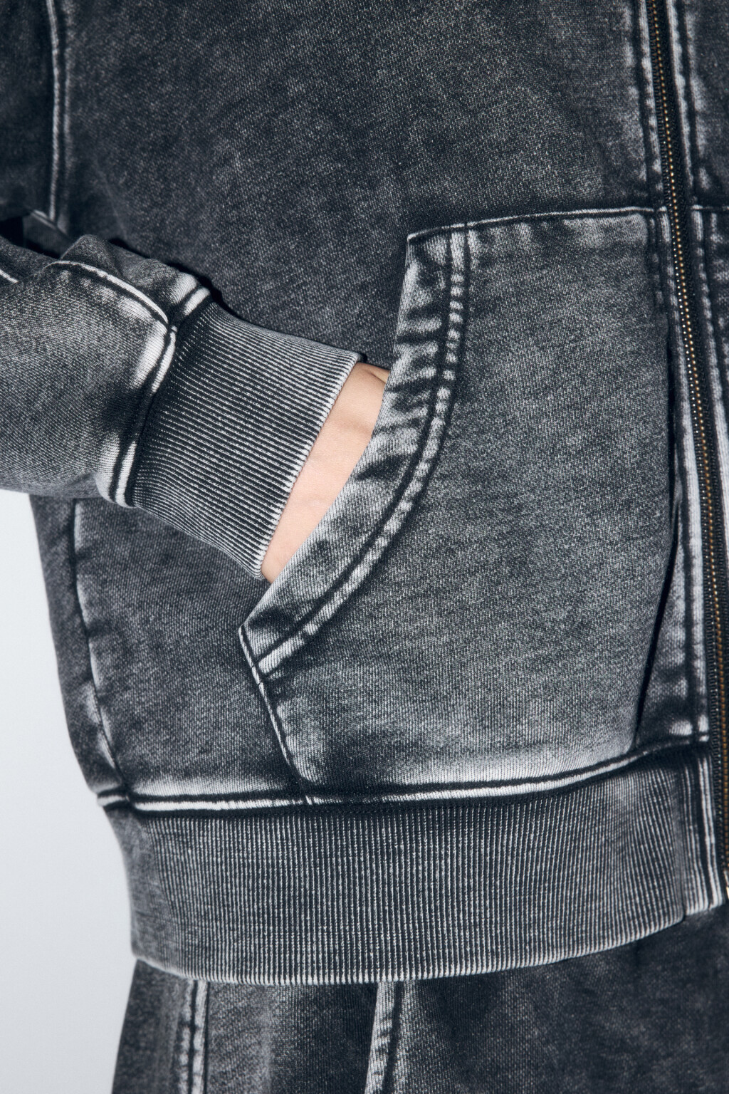 Худи-зипка oversize с капюшоном и вареным эффектом - цвет серый - 7