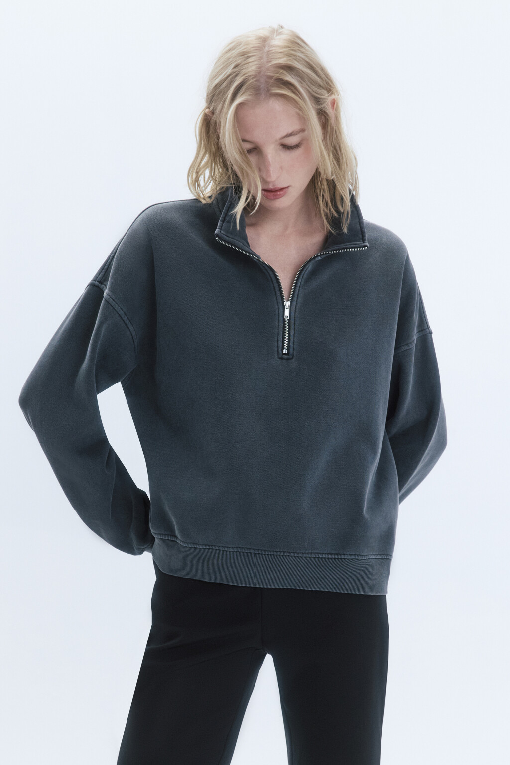 Свитшот half-zip с воротником-стойкой - цвет черный - 2