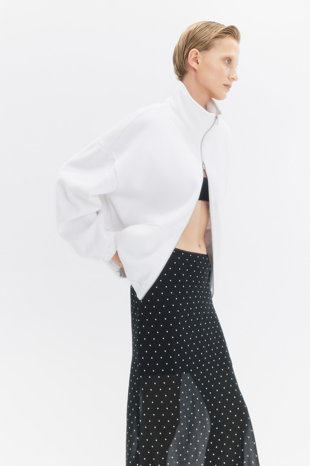 Худи-зипка с начесом и воротником-стойкой - цвет молочный - 1