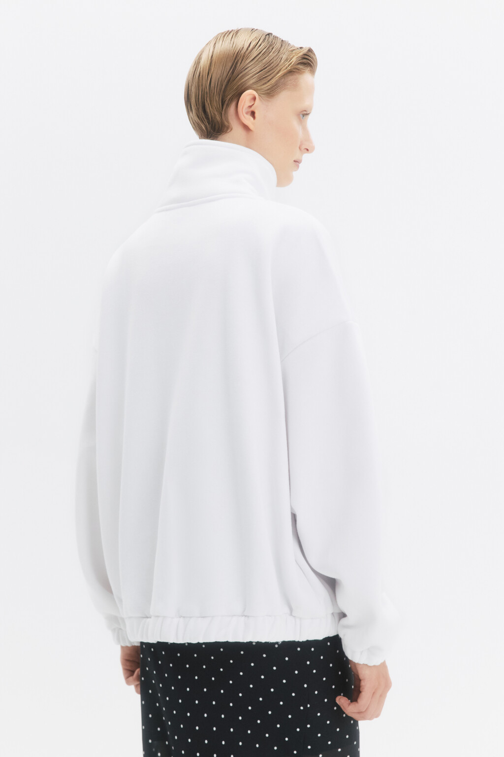 Худи-зипка с начесом и воротником-стойкой - цвет молочный - 5