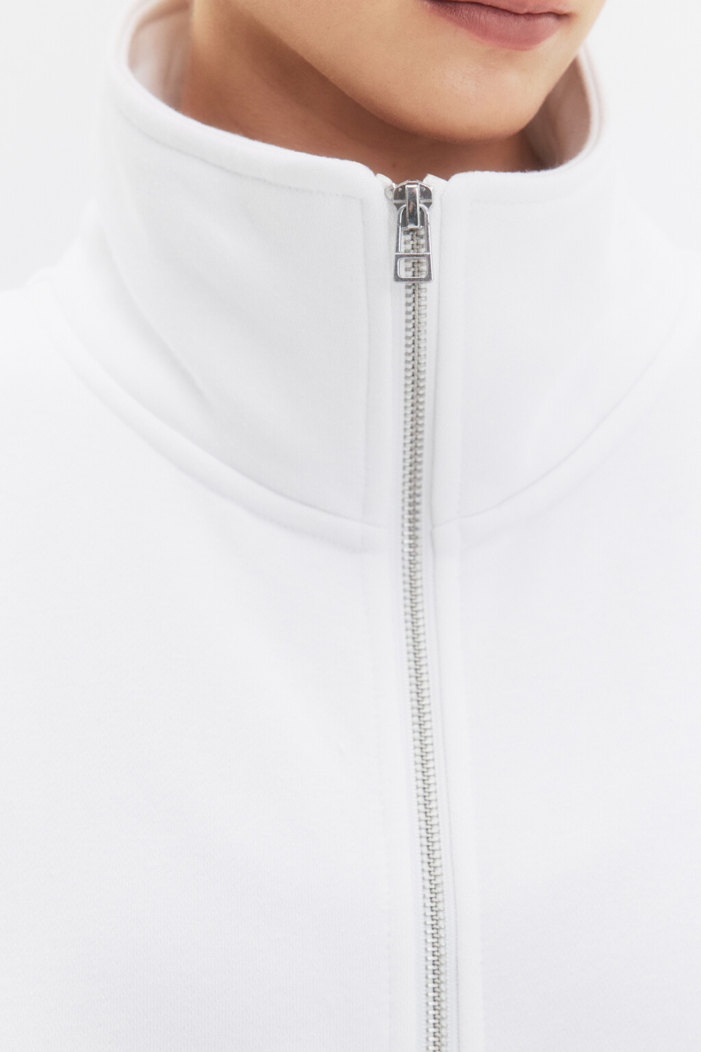 Худи-зипка с начесом и воротником-стойкой - цвет молочный - 7
