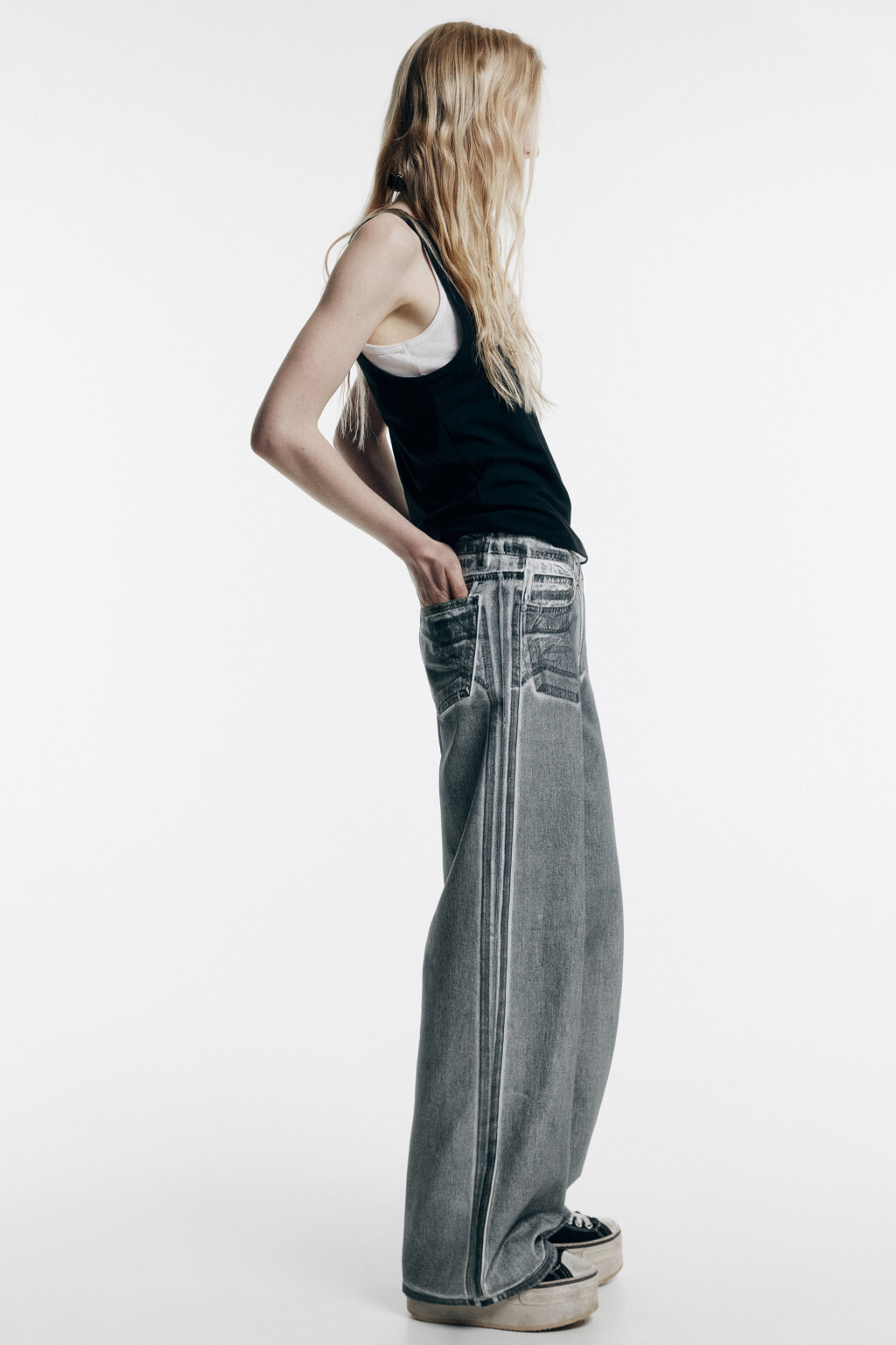 Джинсы wide широкие с черным накатом - цвет черный - 1