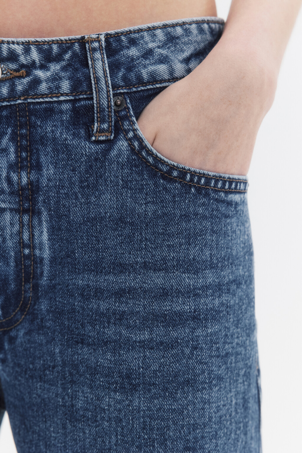 Джинсы прямые со средней посадкой - цвет голубой - 8