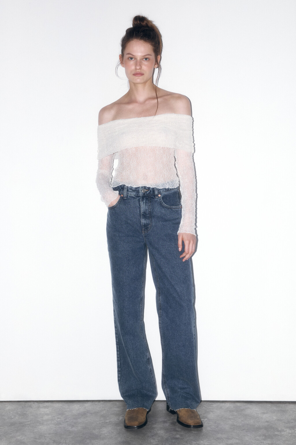 Джинсы прямые с открытыми срезами - цвет голубой - 5