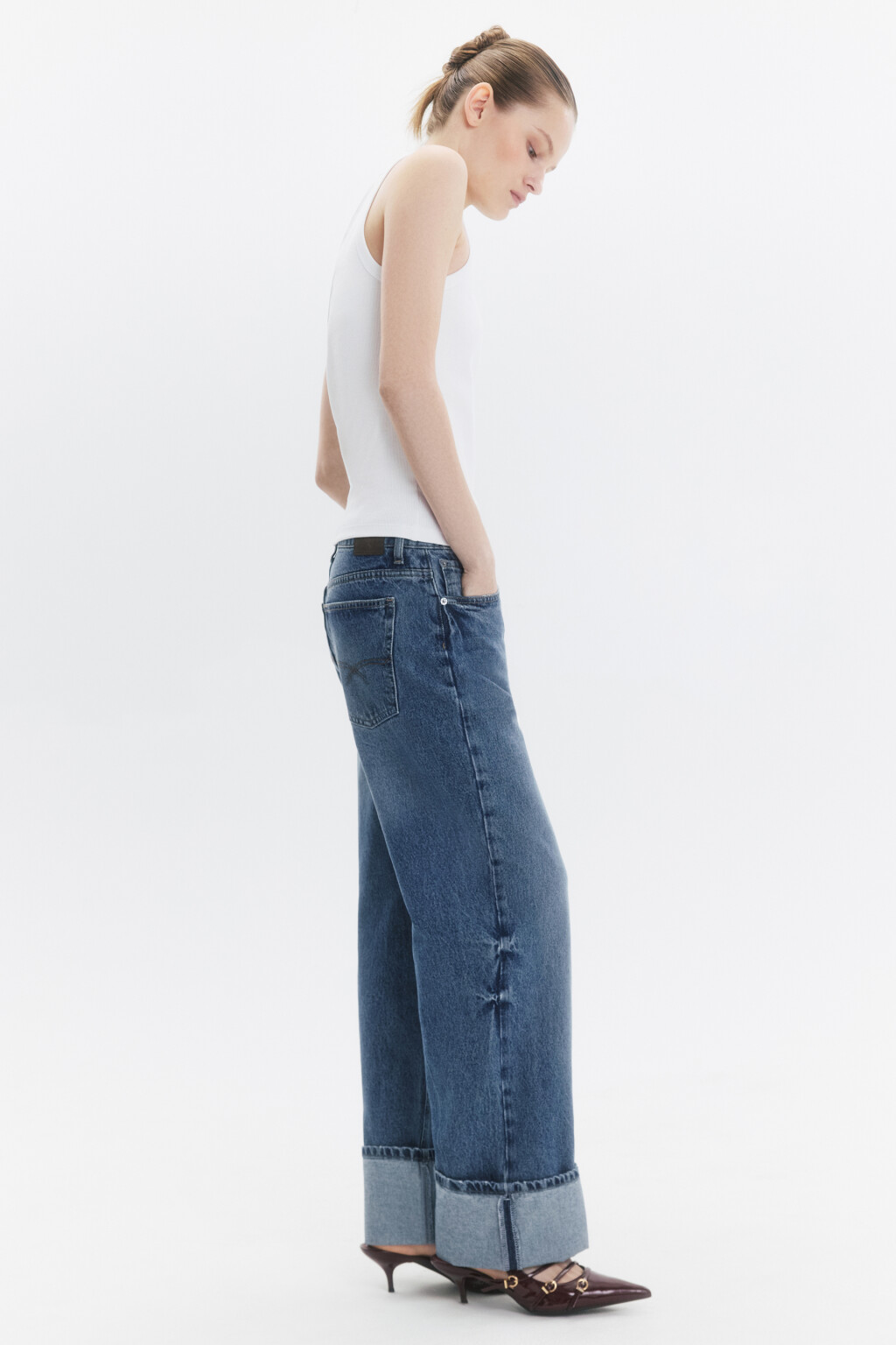 Джинсы straight fit прямые с широкими подворотами - цвет голубой - 1