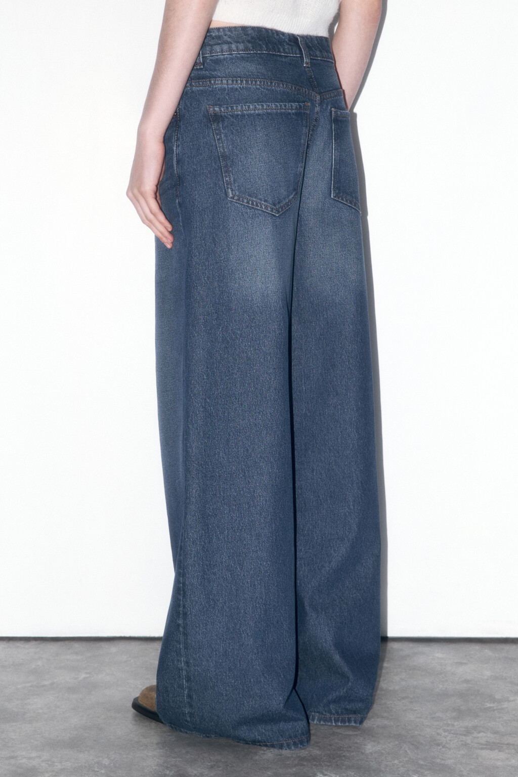Джинсы wide leg со средней посадкой - цвет голубой - 4