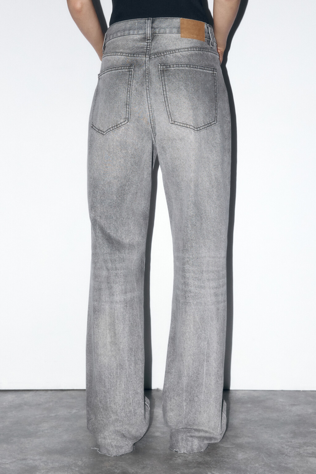 Джинсы прямые с высокой посадкой - цвет серый - 4