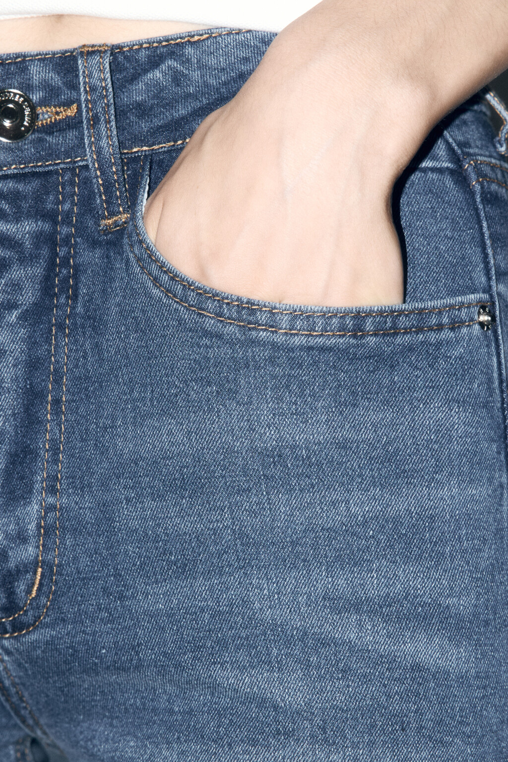 Джинсы flare расклешенные с разрезами - цвет голубой - 7