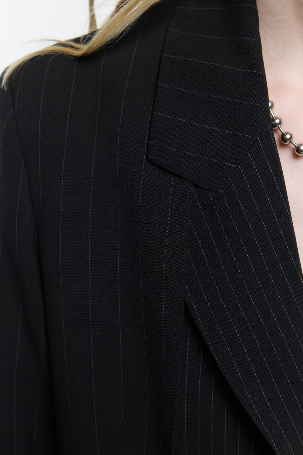 Пиджак в полоску из разных тканей - цвет черный - 6
