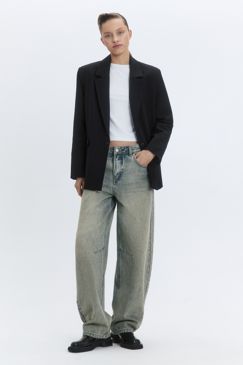 Пиджак однобортный с асимметричными карманами - цвет черный - 2