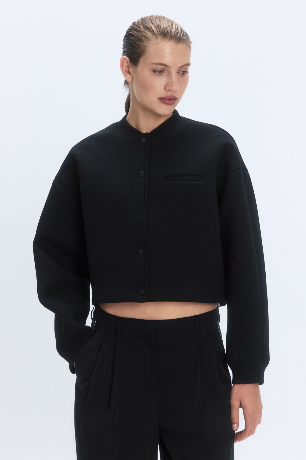 Жакет-бомбер укороченный с объемными рукавами - цвет черный - 3