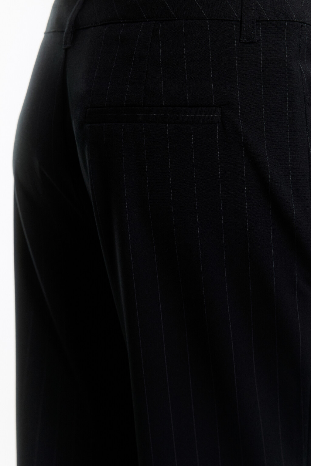 Брюки широкие костюмные в полоску - цвет черный - 8