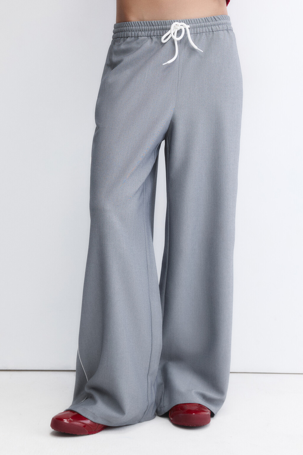 Брюки широкие с тонкими лампасами - цвет серый - 3