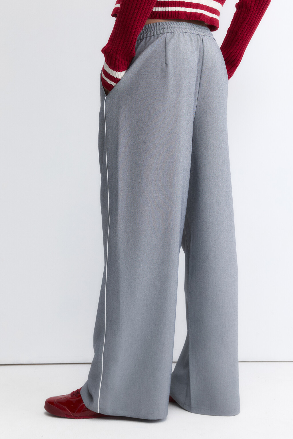 Брюки широкие с тонкими лампасами - цвет серый - 5