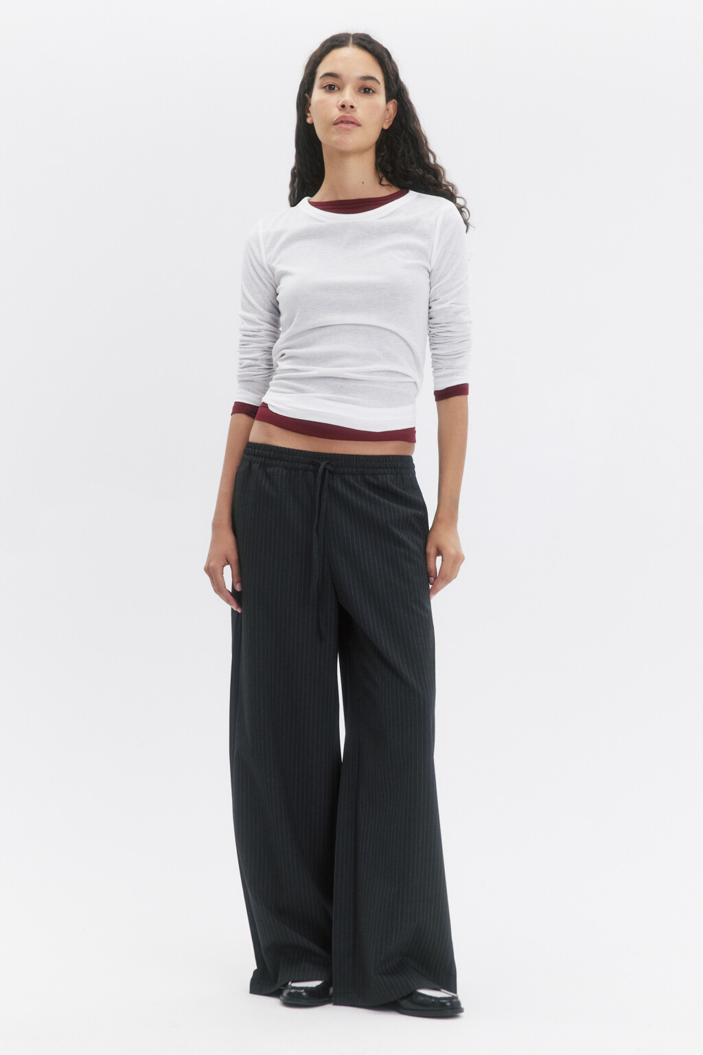 Брюки широкие в полоску с поясом на завязках - цвет черный - 2