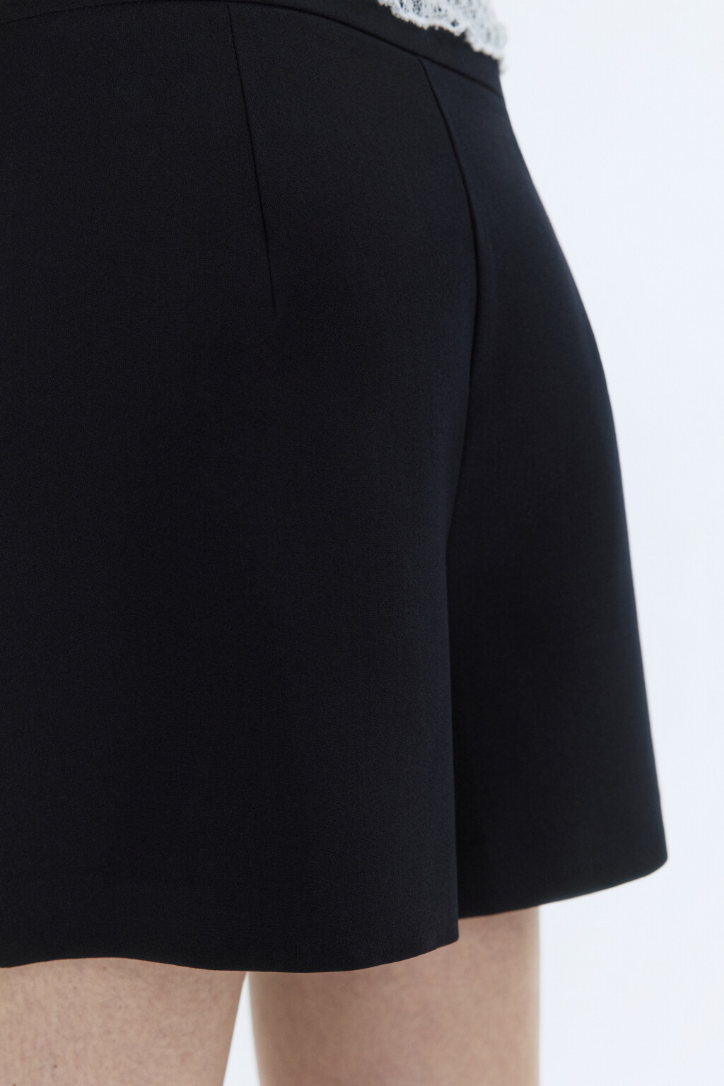 Юбка-шорты костюмная с запахом - цвет черный - 7