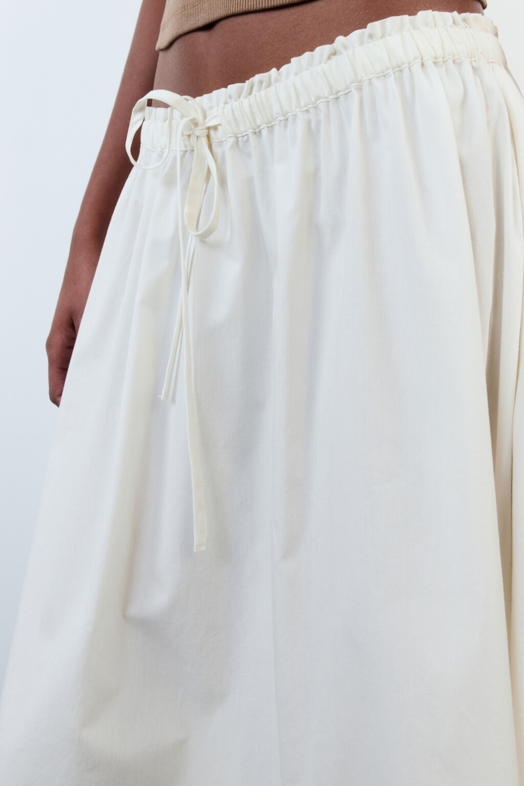 Юбка-трапеция хлопковая с поясом на завязках - цвет белый - 7