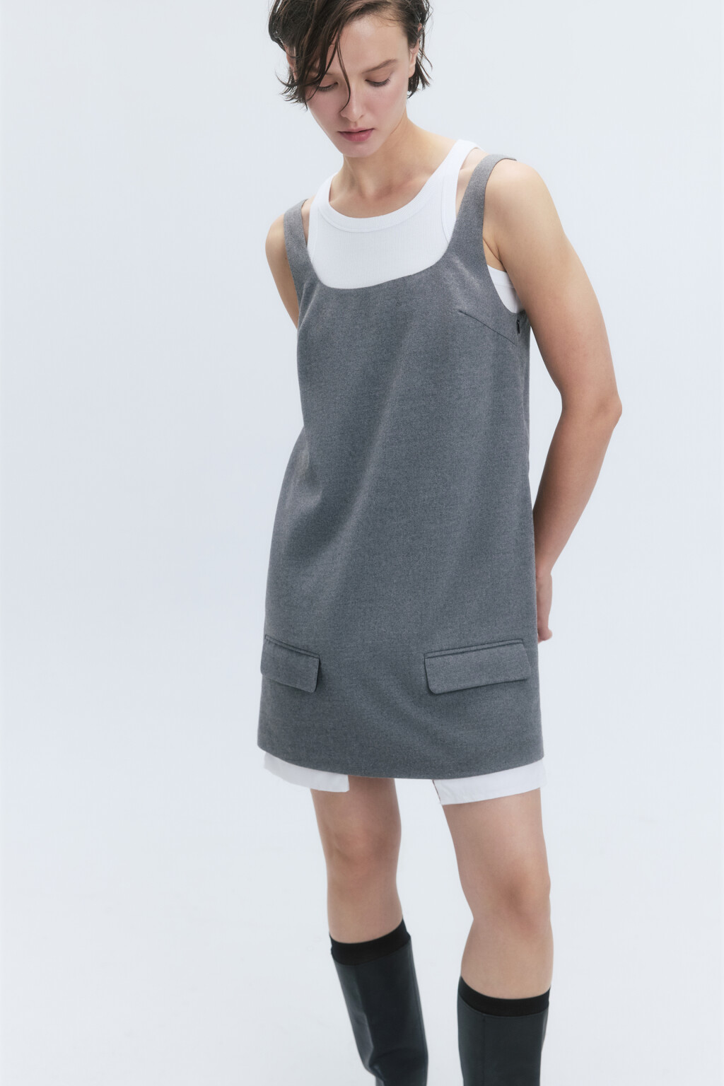 Сарафан-трапеция из костюмной ткани с карманами - цвет серый - 1