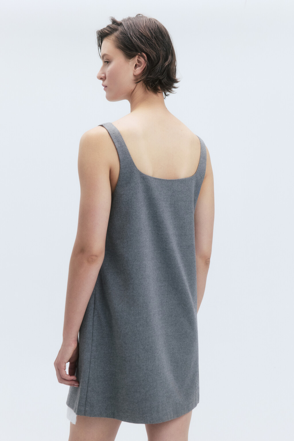 Сарафан-трапеция из костюмной ткани с карманами - цвет серый - 4