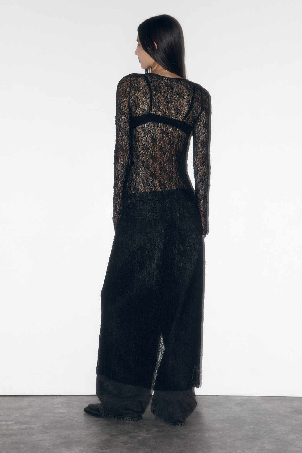 Платье макси облегающее из кружева - цвет черный - 4