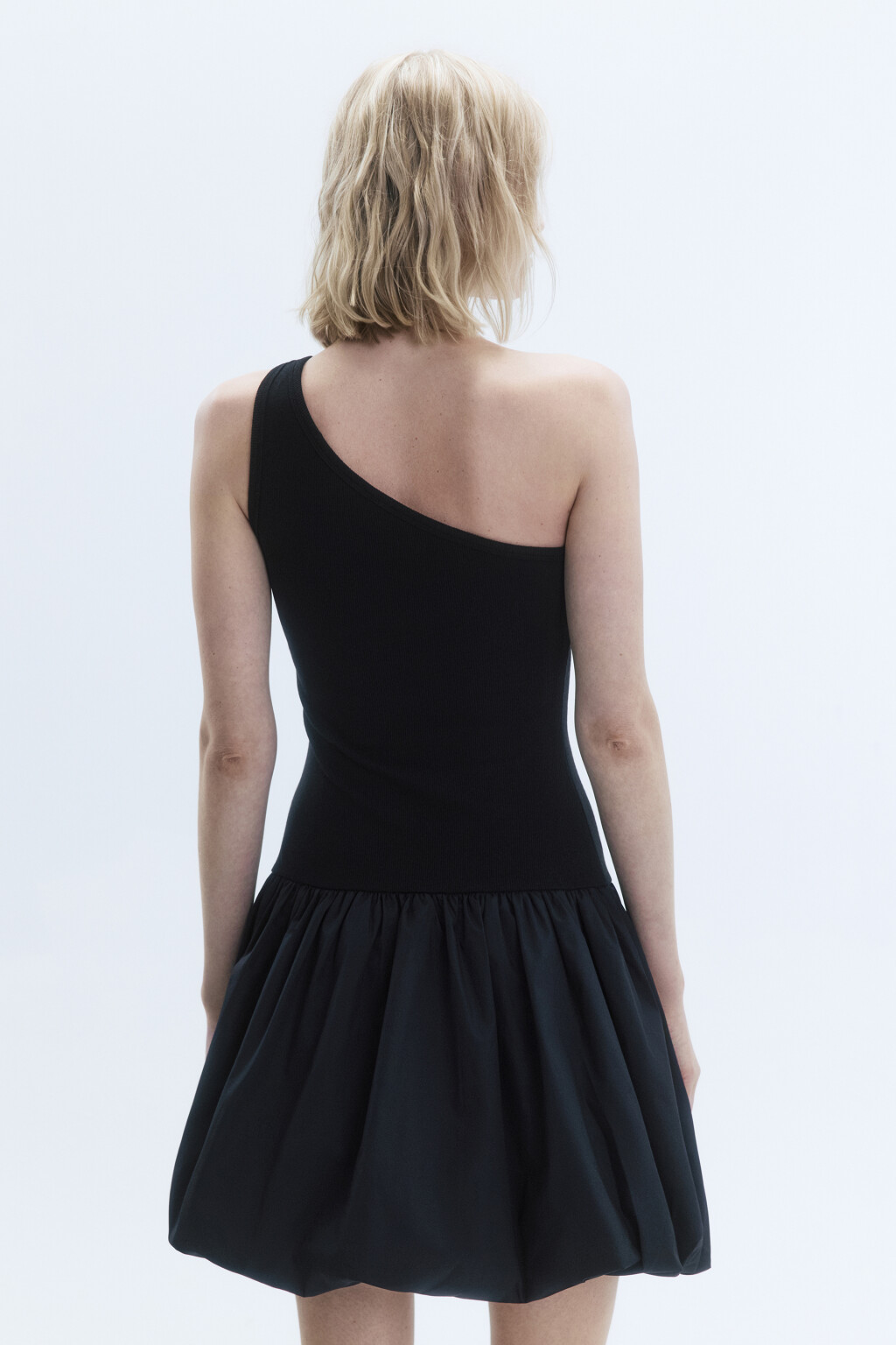 Платье мини с облегающим верхом и юбкой-баллон - цвет черный - 4
