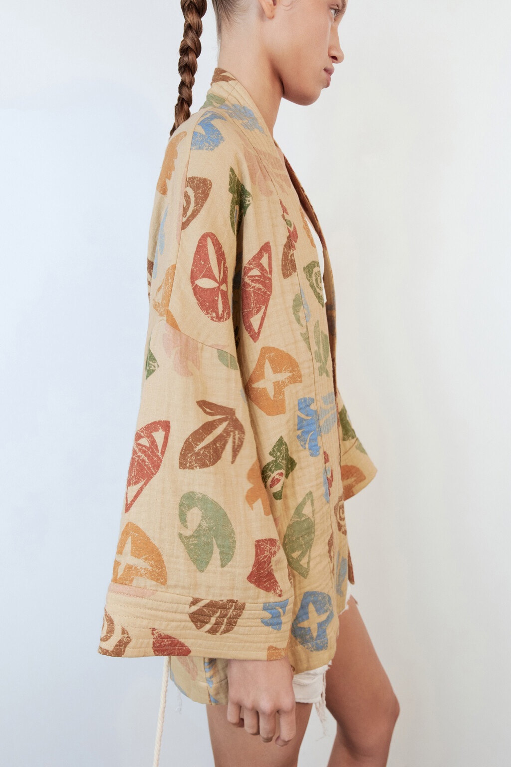 Блузка-кимоно хлопковая с поясом-шнурком - цвет мультиколор - 2