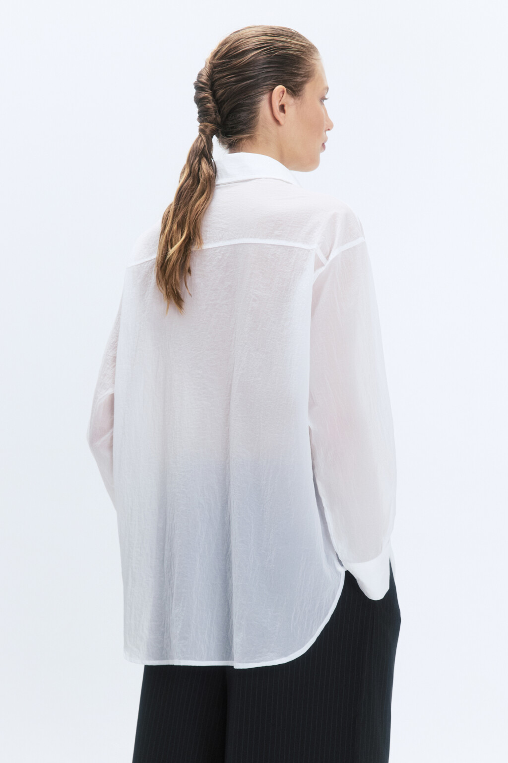 Рубашка oversize из полупрозрачной ткани - цвет белый - 3