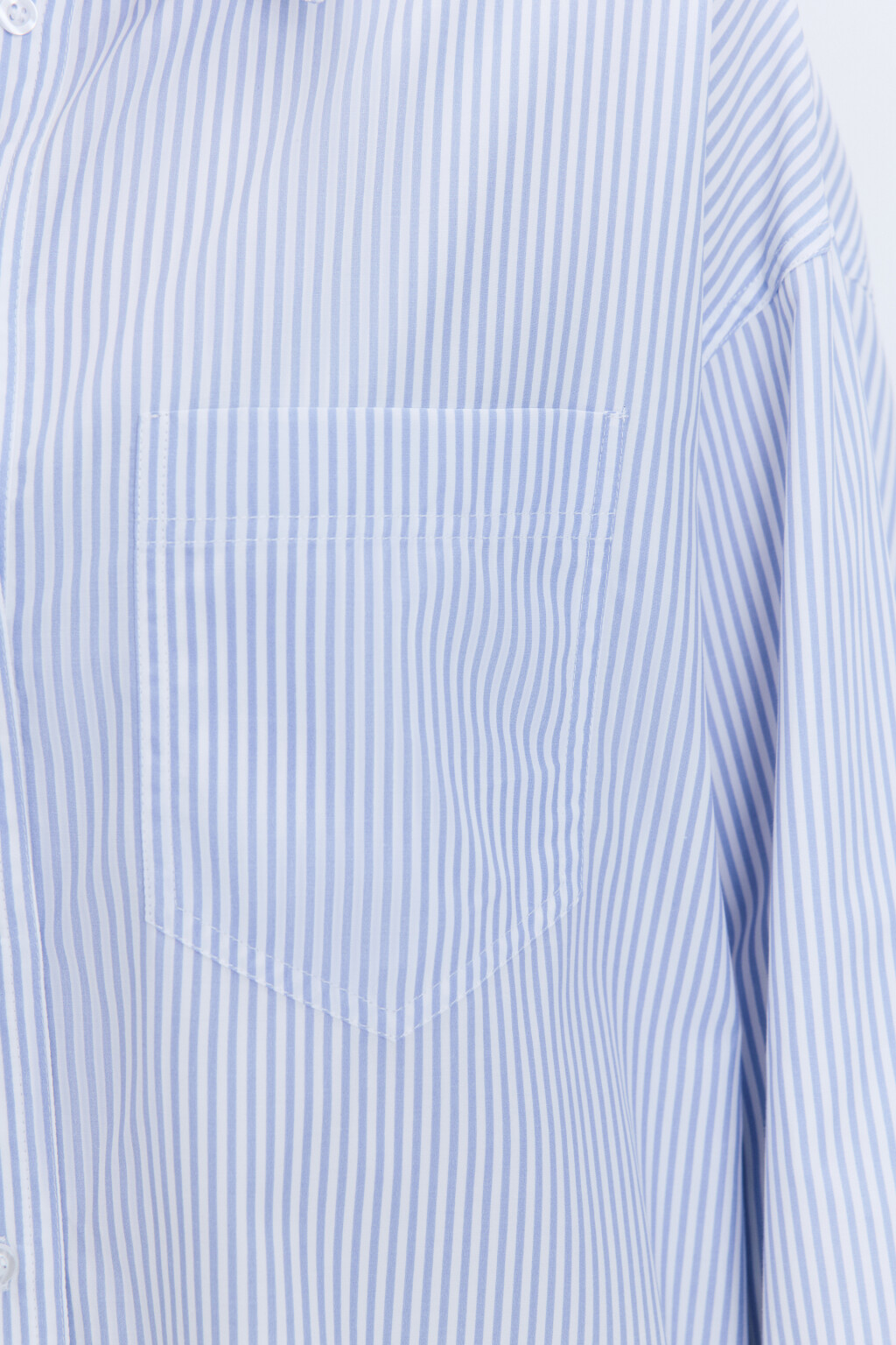 Рубашка oversize удлиненная с нагрудным карманом - цвет голубой - 7