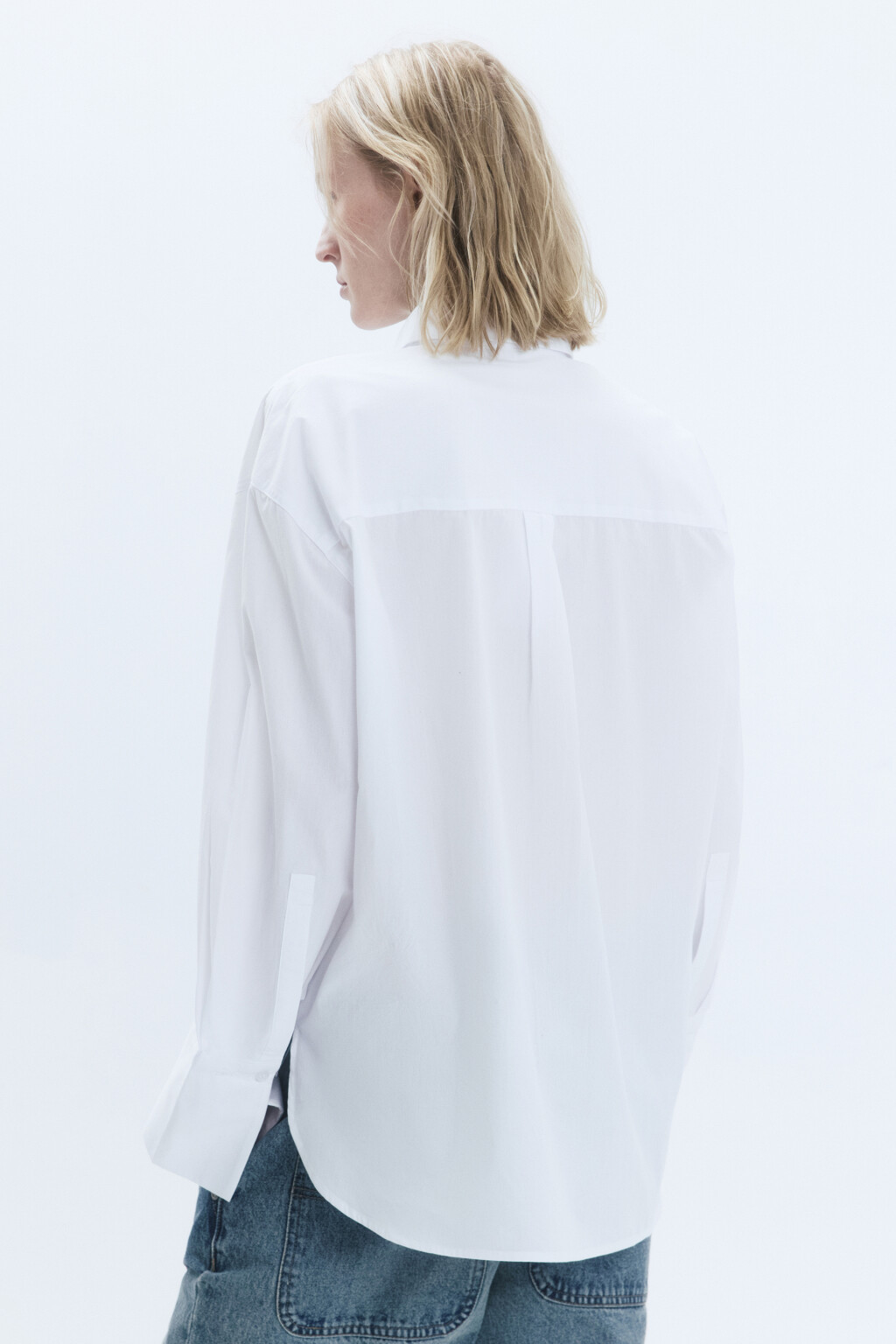 Рубашка oversize хлопковая с широкими манжетами - цвет белый - 4