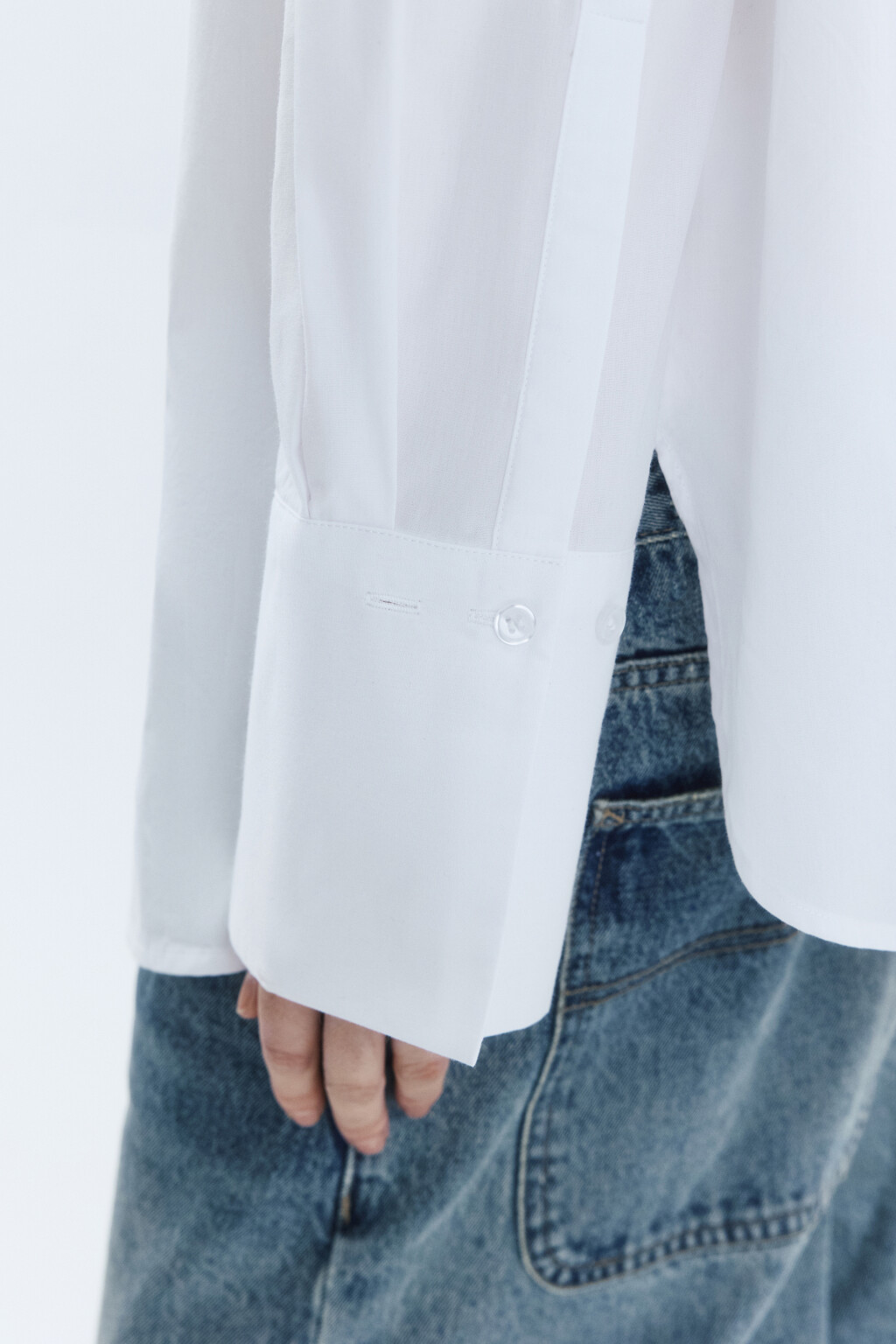 Рубашка oversize хлопковая с широкими манжетами - цвет белый - 7