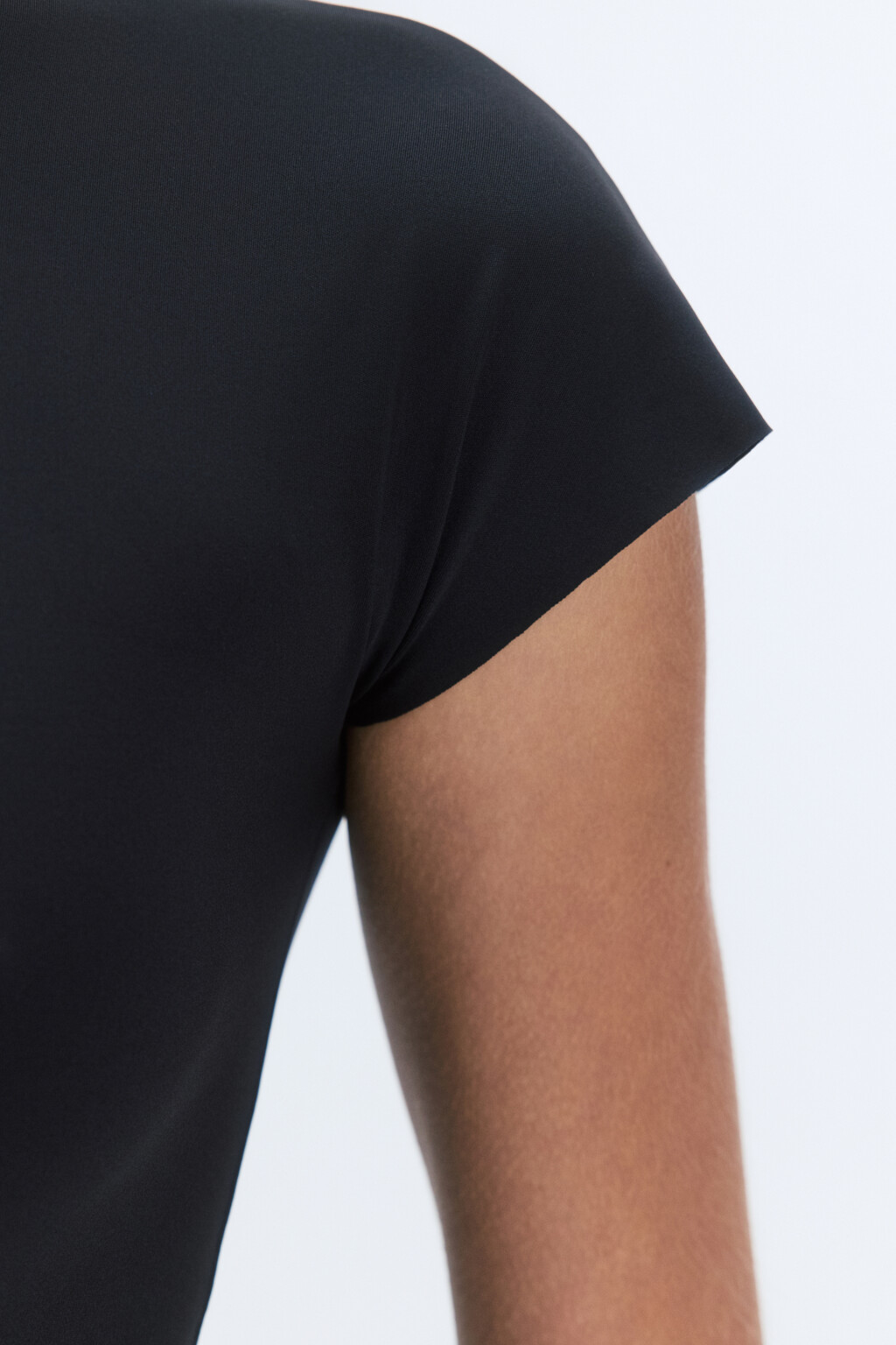 Блузка-боди облегающая с воротником-стойкой - цвет черный - 7