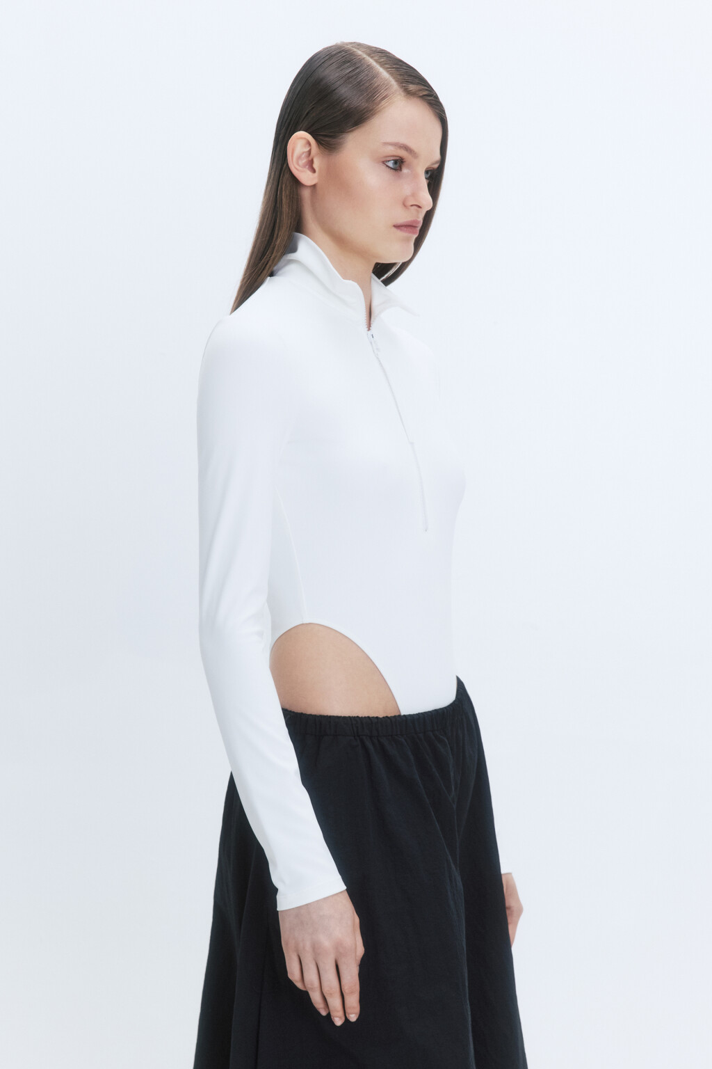 Блузка-боди с воротником-стойкой на молнии - цвет белый - 3