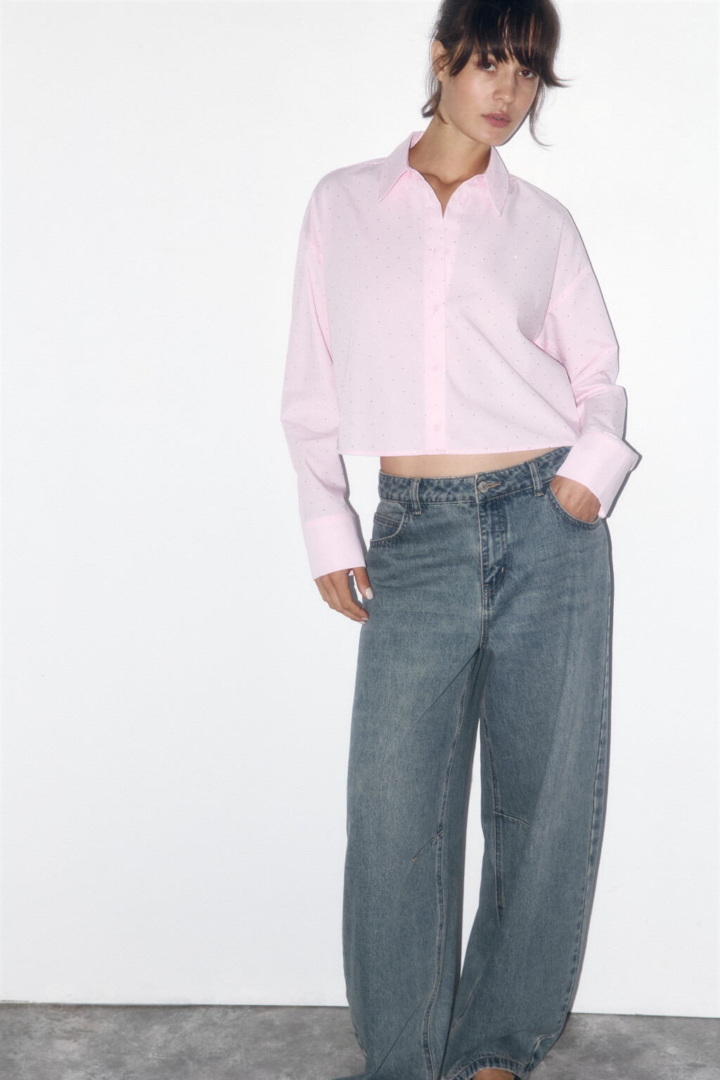 Блузка прямая с металлическими стразами - цвет розовый - 1