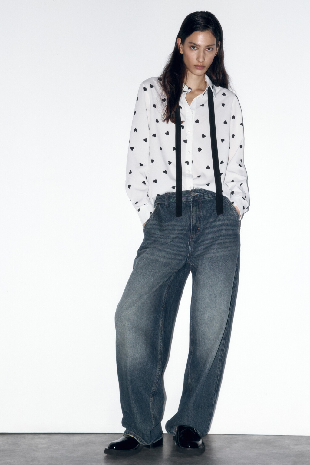 Блузка с длинными рукавами и галстуком - цвет белый - 1