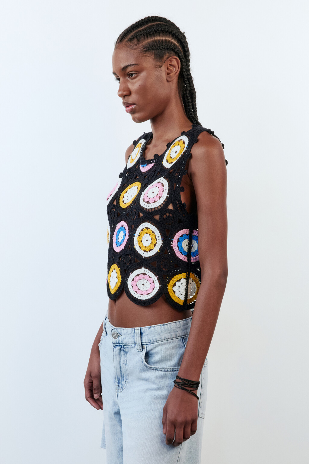 Жилет вязаный ажурный в стиле бохо - цвет мультиколор - 3
