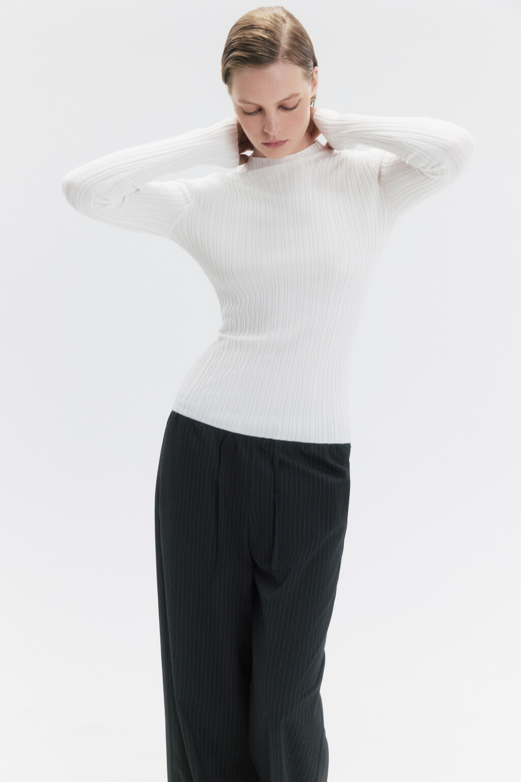 Водолазка вискозная с коротким воротником - цвет белый - 1