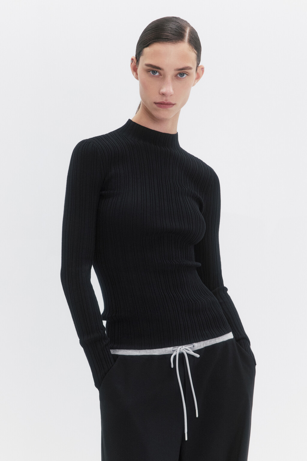 Водолазка вискозная с коротким воротником - цвет черный - 1