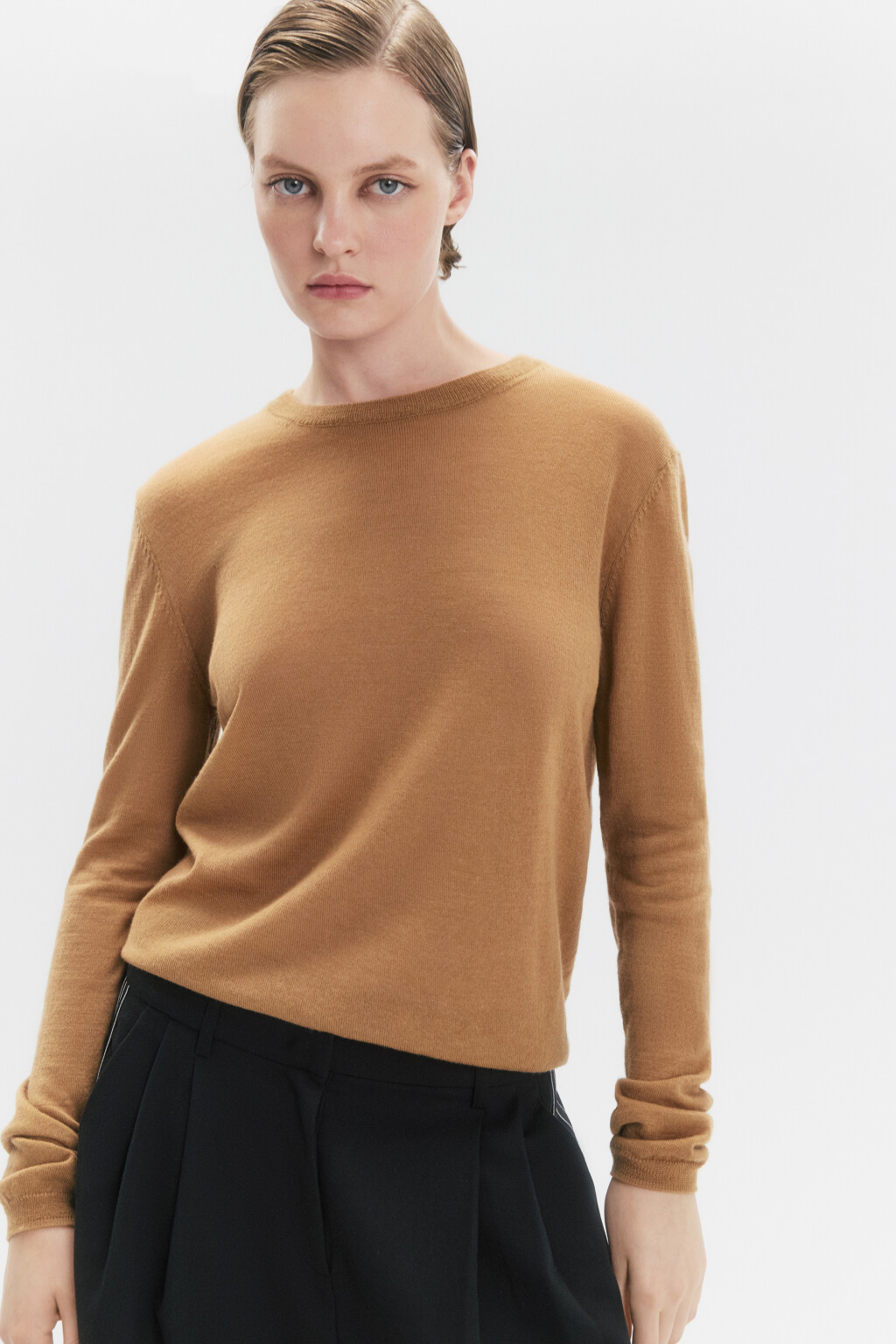 Джемпер тонкой вязки из шерсти мериноса - цвет коричневый - 1