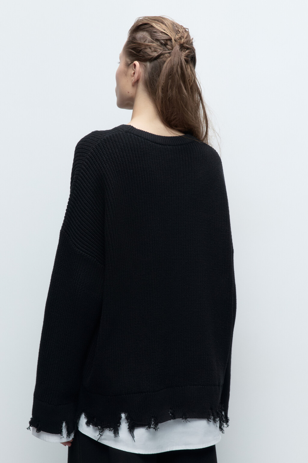 Джемпер вязаный рваный с имитацией рубашки - цвет черный - 5