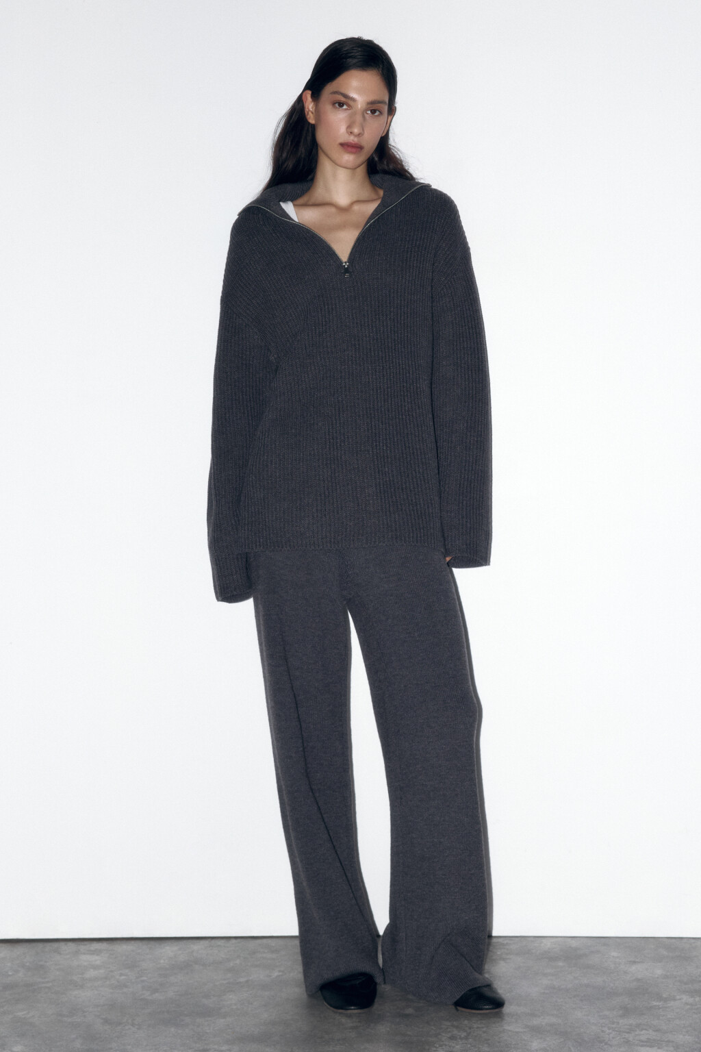 Джемпер вязаный в рубчик с воротником на молнии - цвет серый - 5
