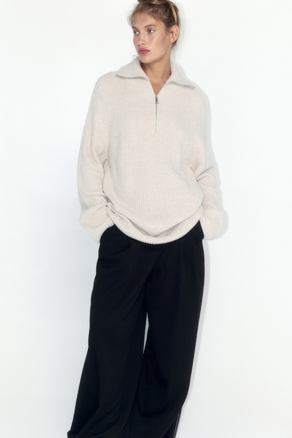 Свитер вязаный с воротником-стойкой на молнии - цвет бежевый - 9