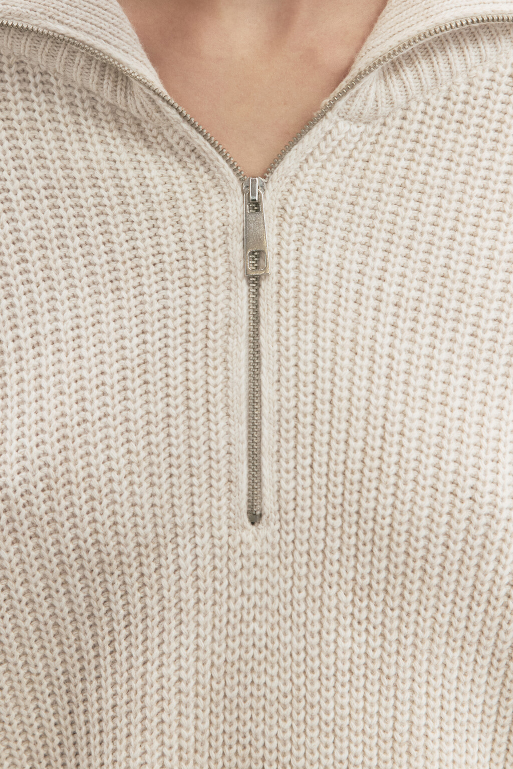 Свитер вязаный с воротником-стойкой на молнии - цвет бежевый - 6