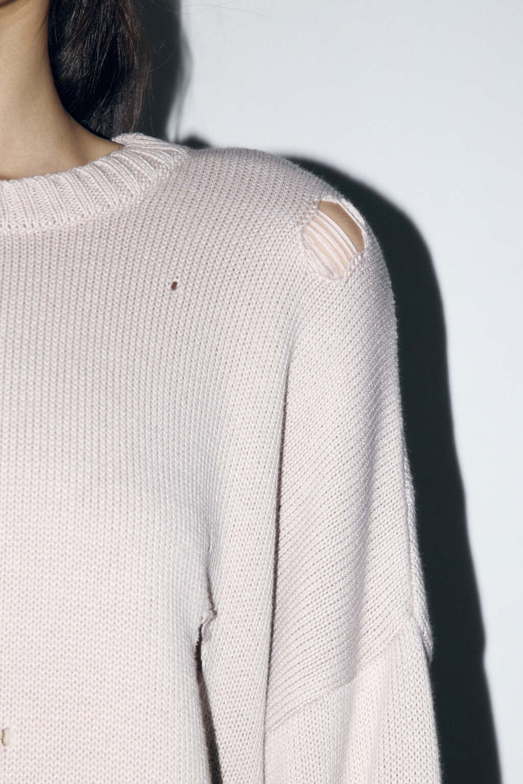 Джемпер толстой вязки рваный - цвет бежевый - 7