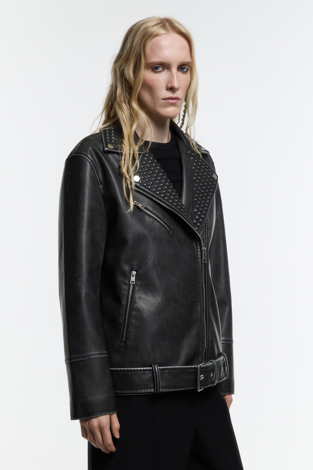 Куртка-косуха oversize с металлическим декором - цвет черный - 4